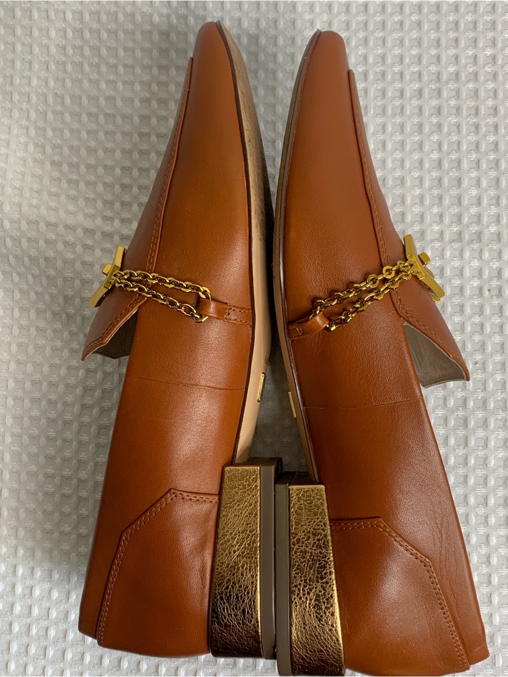 Louise et Cie Cognac Leather Loafers with Gold Chain Detail - Picture 12 of 12